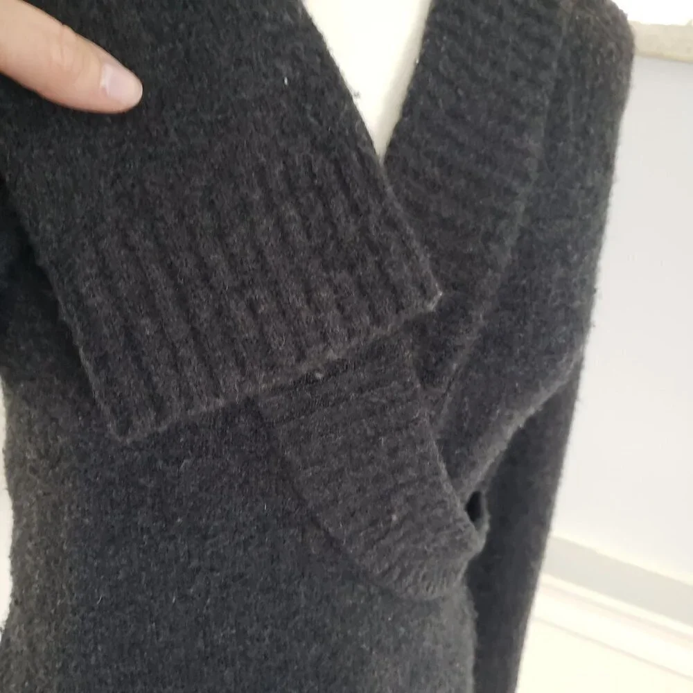 Anthropologie XS Faux Wrap Soft Alpaca Wool Surplice VNeck Collar Grey Sweater